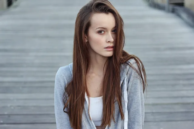 adult, beautiful, beauty, nature, face, fashion, female, girl, hair, lady, model, outdoors, person, pretty, summer, woman, blue fashion, blue beauty, blue summer, blue model, blue hair, blue lady. Beauty influencer brief template: what UK brands should include