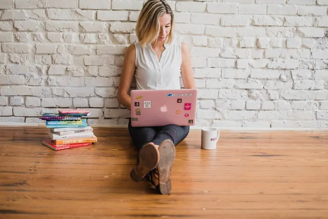 influencer, writing, girl, woman, typing, on computer, content marketing, typing on floor, written, words, handwriting, brown computer, brown laptop, brown marketing, brown writing, influencer, influencer, influencer, influencer, writing, writing, writing, writing, writing, typing, content marketing. Briefing fashion influencers in Scotland: rules and budgets
